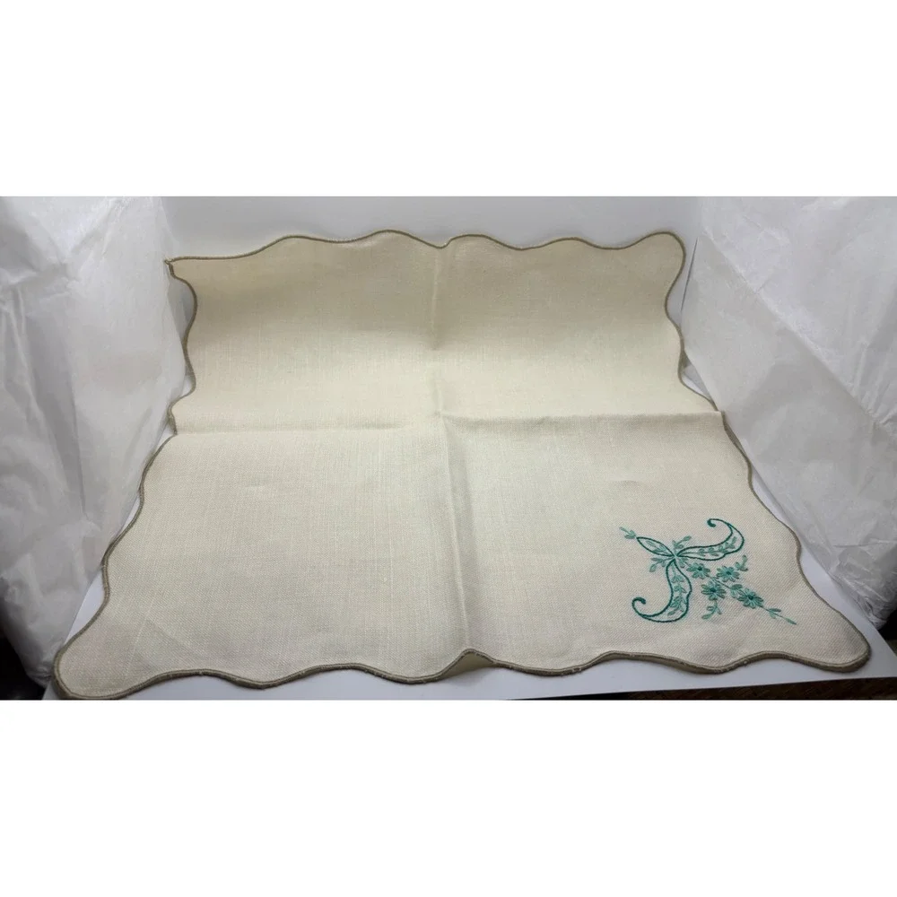 Vintage Hand Embroidered Linen Napkins Set of 4 Scallop Floral Teal Cream 16x16